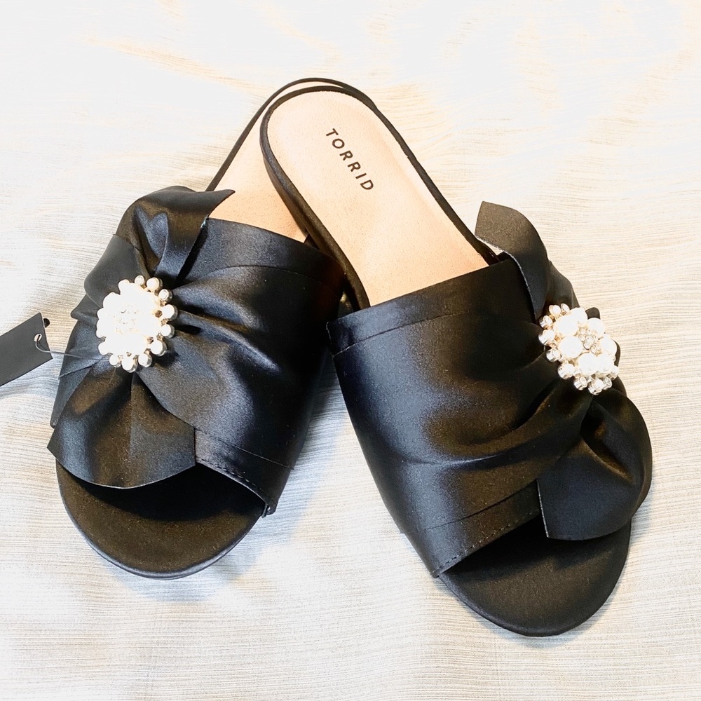Torrid black sandals